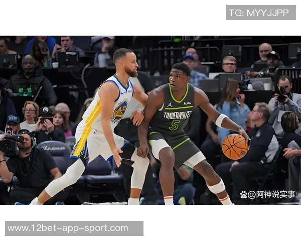 库里缺阵五场后重返训练有望周六对森林狼复出 库里缺阵五场后重返训练有望周六对森林狼复出