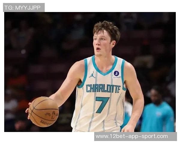 克尼佩尔首节火力全开6中5狂砍16分三分球完美4投全中展现超强状态