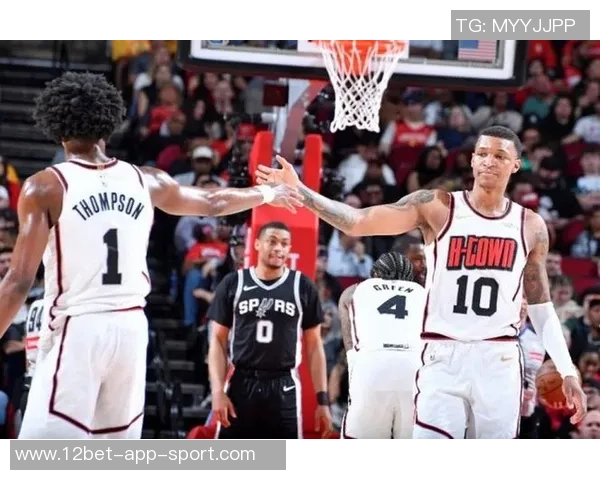 费尔顿建议马刺用福克斯交易小贾巴里史密斯火箭急需后卫补强