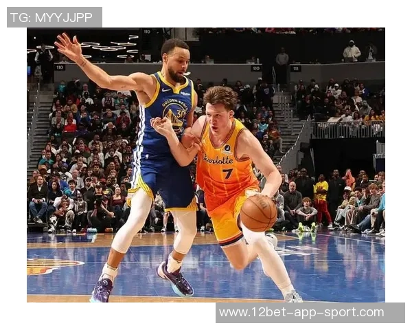 克尼佩尔称赞三球小桥无私打球共同合作让比赛更加轻松愉快