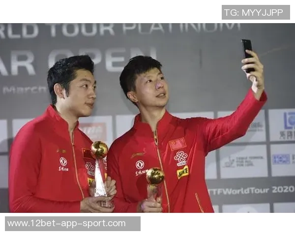 篮网队抵达澳门备战中国赛名宿卡特亲临助阵展现风采